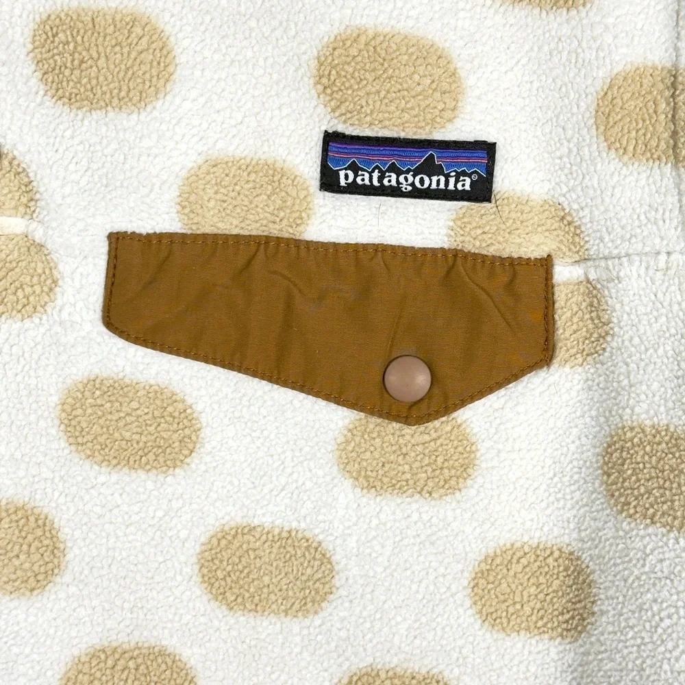 Patagonia Synchilla Cream and Tan Polka Dot Pull Over Sweater - Picture 8 of 10